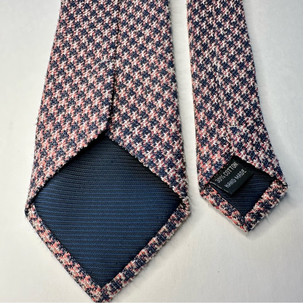 BRUNO MARCHESI Silk Cotton Textured Navy & Pink Houndstooth Classic Tie, 3” - Picture 5 of 7